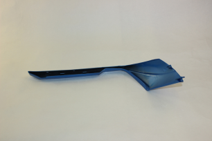 Накладка декоративная передняя левая (синий / NEW ROYAL BLUE)