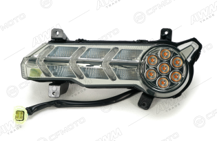 Фонарь правый