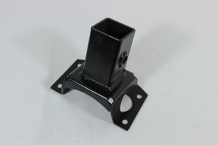 Кронштейн сцепного устройства передний