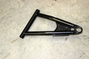 Рычаг передний верхний правый