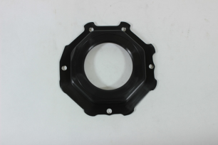 Фиксатор накладки впуска воздушного фильтра