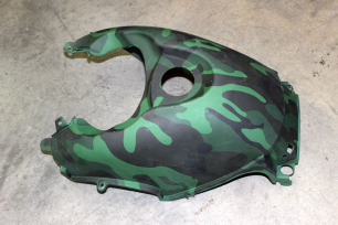 Облицовка бензобака (зеленый камуфляж/CAMO GREEN))
