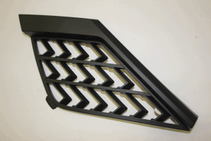 Решетка радиатора, правая