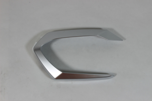 Декоративная накладка правой защиты рук (серебряный)