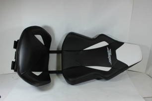 Сиденье в сборе(черное с белым)
