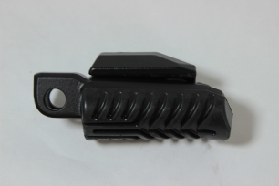 Подножка передняя правая в сборе (черный / MAUD SPIRIT BLACK)