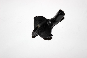 Фиксаторы поворотные капота