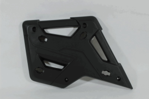 Крышка передней багажной площадки левая