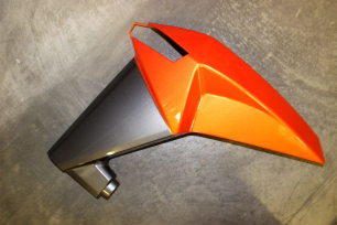 Облицовка бензобака левая (оранжевый + серый)