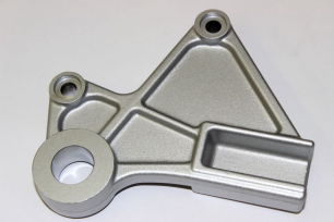 Кронштейн установочный заднего тормоза мех.