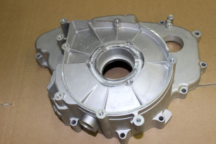 Крышка левой половины картера