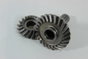 Шестерни конические пром.вал/трансм.вал