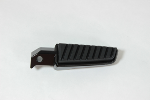 Подножка задняя левая в сборе (черный / MATTE BLACK)