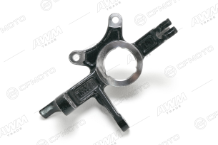 Кулак поворотный левый