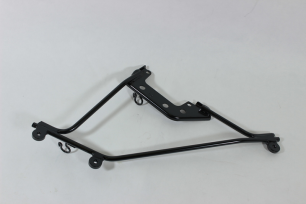 Кронштейн облицовки левый (черный / ELECTROPHORESIS BLACK)