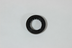 Сальник 24&times;38&times;8