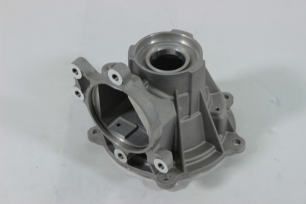 Корпус переднего редуктора левая часть