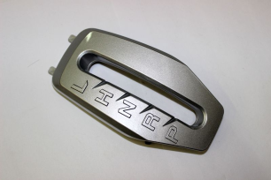 Накладка механизма переключения передач