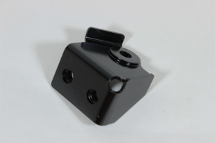 Кронштейн передний правый переднего редуктор