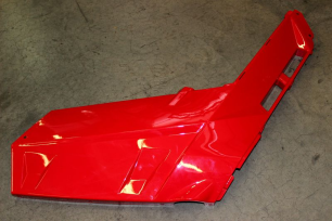 Крыло заднее правое (красный)