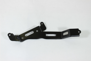 Кронштейн левый нижней защиты