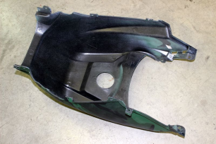 Облицовка бензобака (зеленый камуфляж/CAMO GREEN))