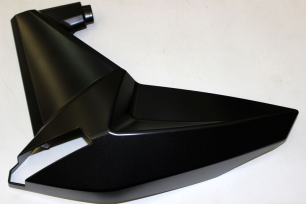 Облицовка бензобака правая (черный матовый)