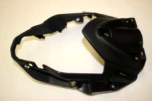 Дефлектор передний