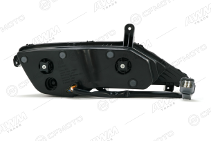 Фара левая (SUMITOMO) (верхняя светодиодная полоса прозрачная)
