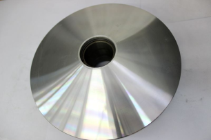 Холостой диск ведущего шкива вариатора