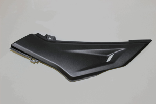 Элемент левой облицовки (SILVER BLACK)