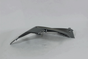 Облицовка передняя правая (MATTE TITANIUM GREY)