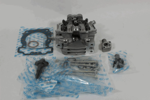 Головка цилиндра 1 устанавливается только с рокерами 0800-022600-20000