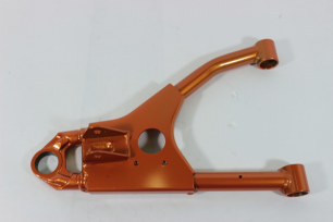 Рычаг передний правый верхний (оранжевый / CRYSTAL ORANGE)