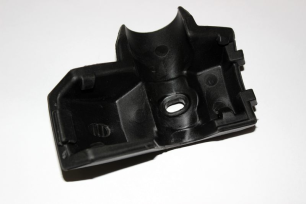 Клык бампера задний правый