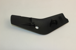 Накладка правой противотуманной фары декоративная