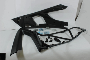 Дверь левая в сборе