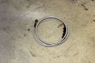 Шланг тормозной, задний (двухместный)