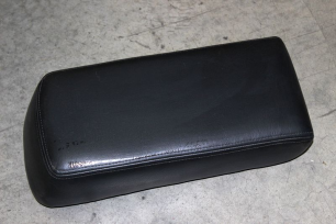 Подлокотник