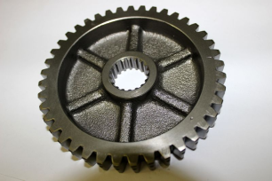 Шестерня ведомая вторичного вала Х8