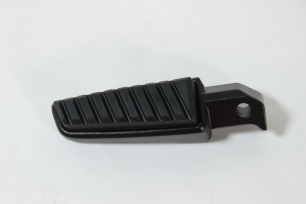 Подножка задняя правая в сборе (черный / MAUD SPIRIT BLACK)