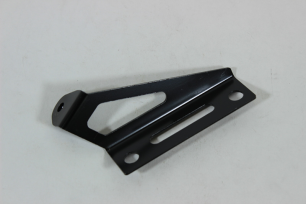 Кронштейн задней облицовки левый