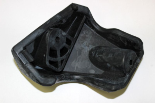 Накладка защитная передняя левая