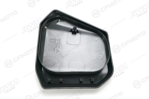 Крышка вещевого ящика