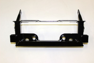 Кронштейн нижней опоры радиатора