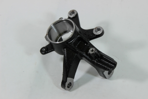 Кулак поворотный левый