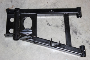 Рычаг задний нижний правый