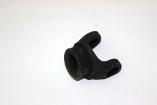 Внутренняя вилка заднего карданного шарнира