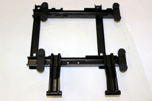 Кронштейн правого сиденья