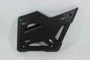 Правая крышка передней багажной площадки